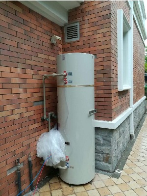 商用電熱水器